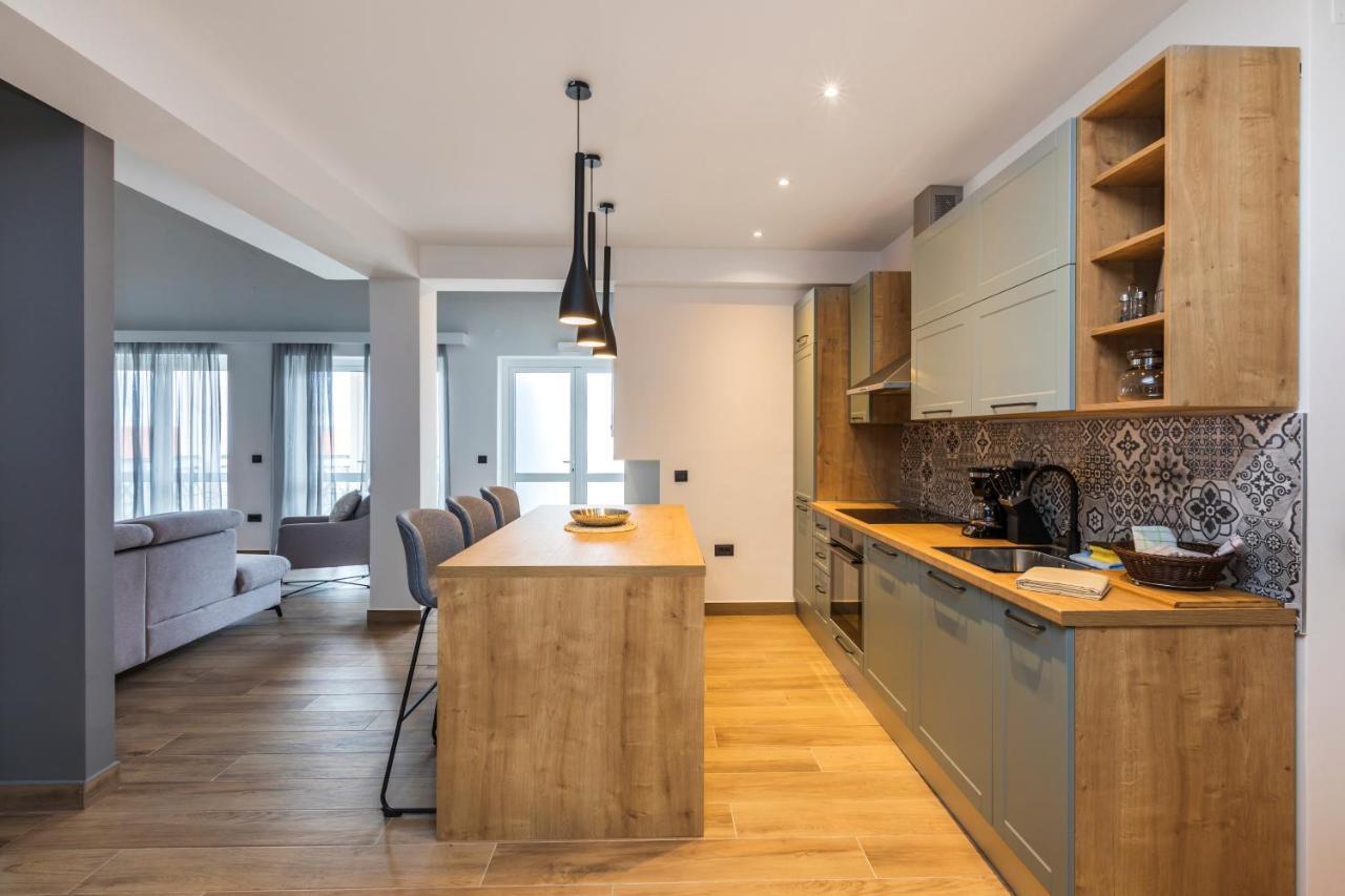 Apartment Aci Marina Крес Екстериор снимка
